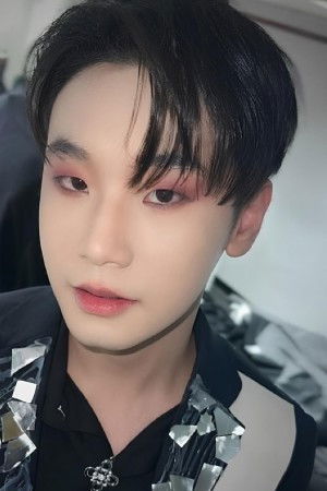 Thap Thepwong backdrop