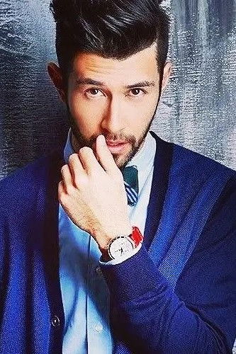 Douglas Creighton backdrop