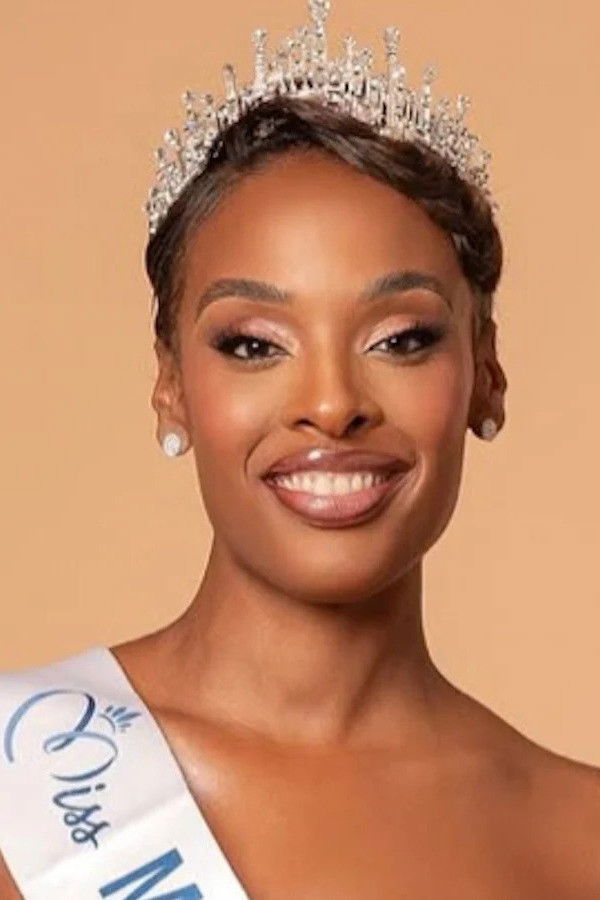 Angélique Angarni-Filopon backdrop