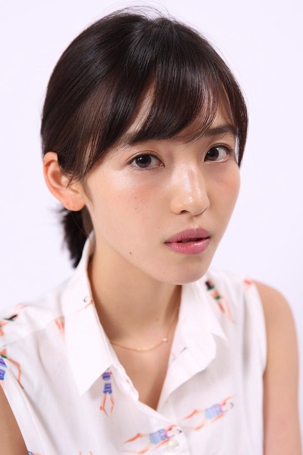 清水みさと backdrop