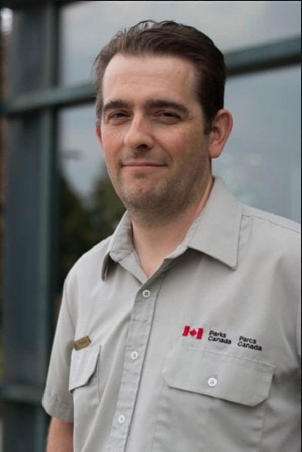 Ryan Harris backdrop