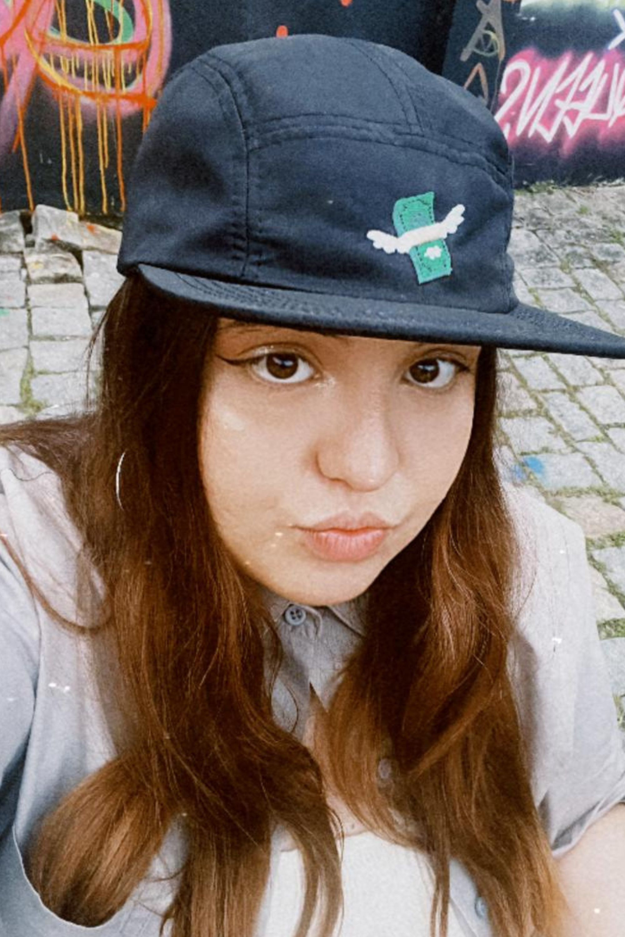 Julia Dalhke backdrop