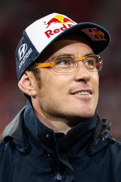 Thierry Neuville backdrop