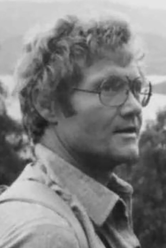 Edward Hume backdrop