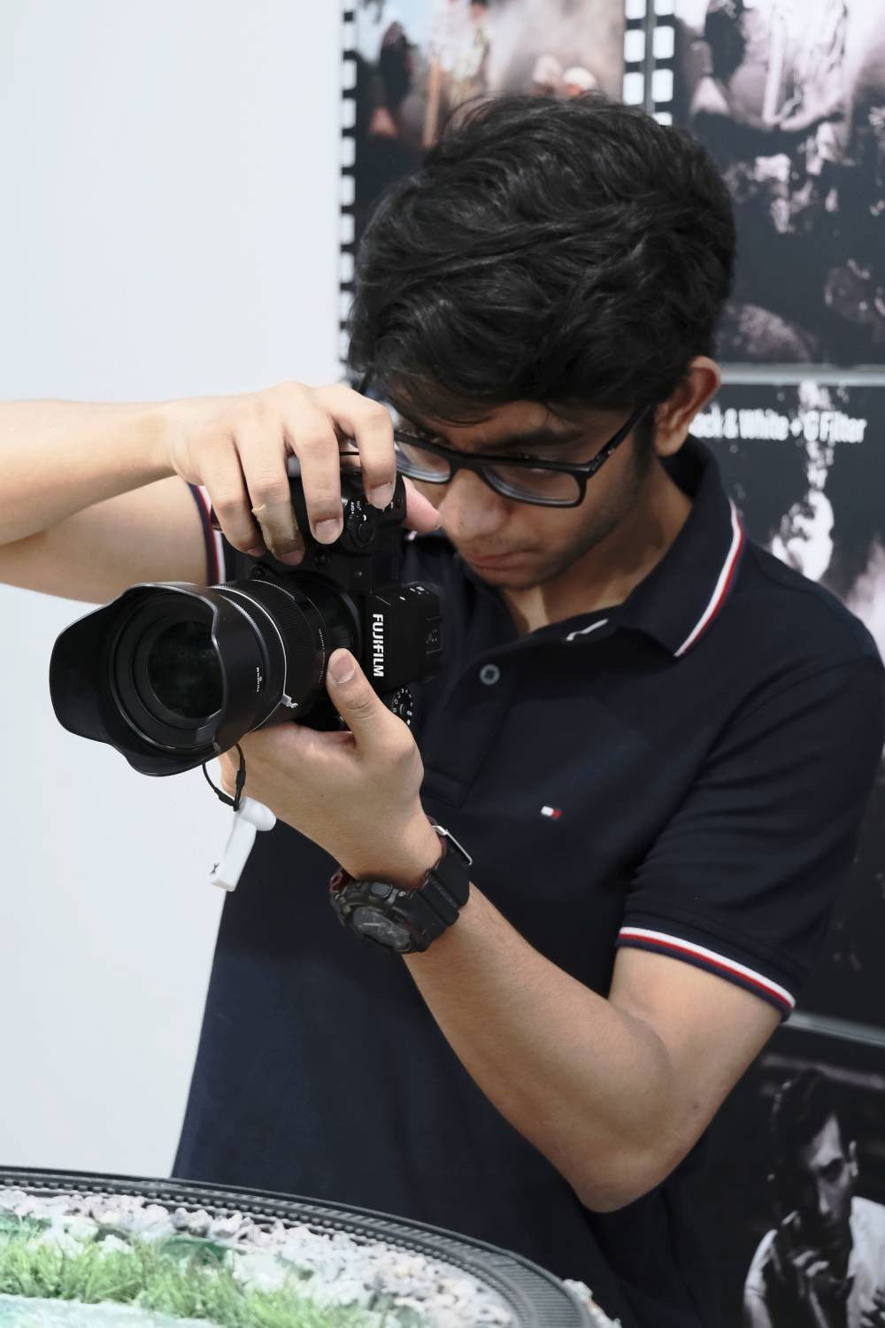 Aarya Saraf backdrop