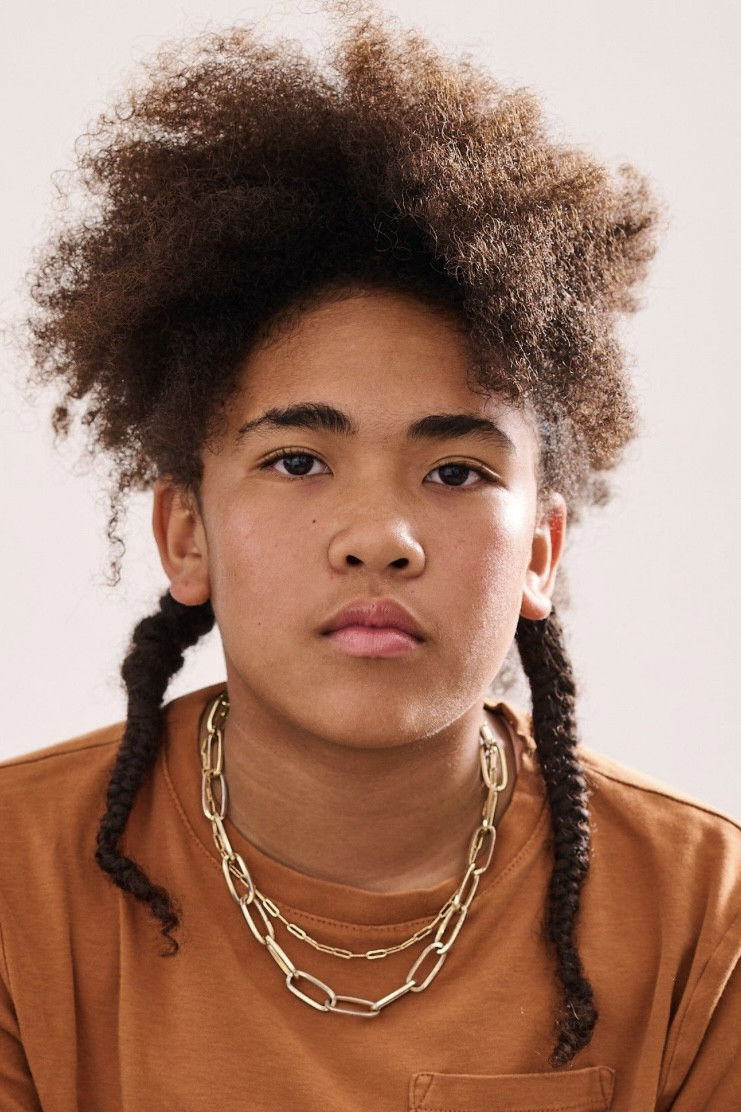 Aurora Basco backdrop