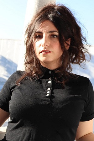 Jamie Manelis backdrop