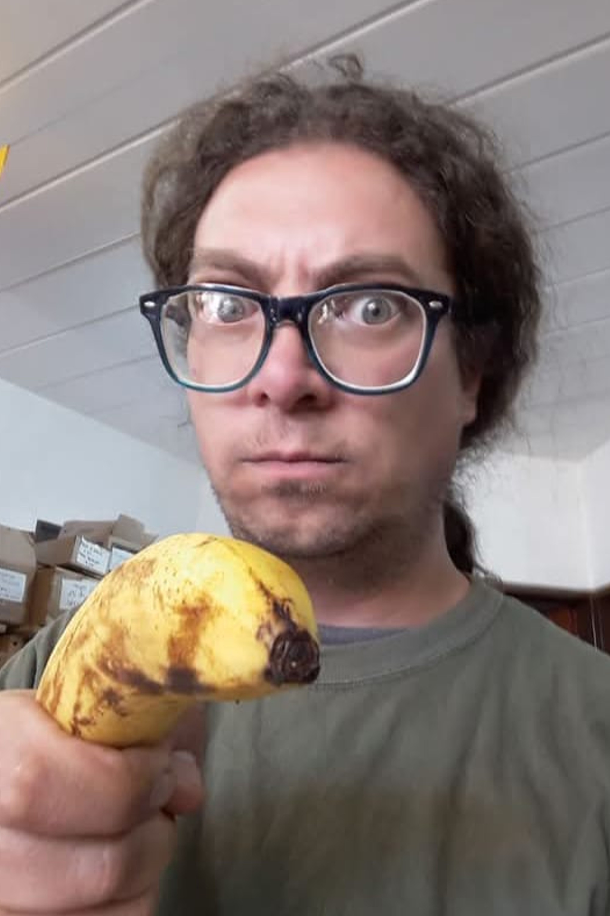 Marcelo Gomez backdrop