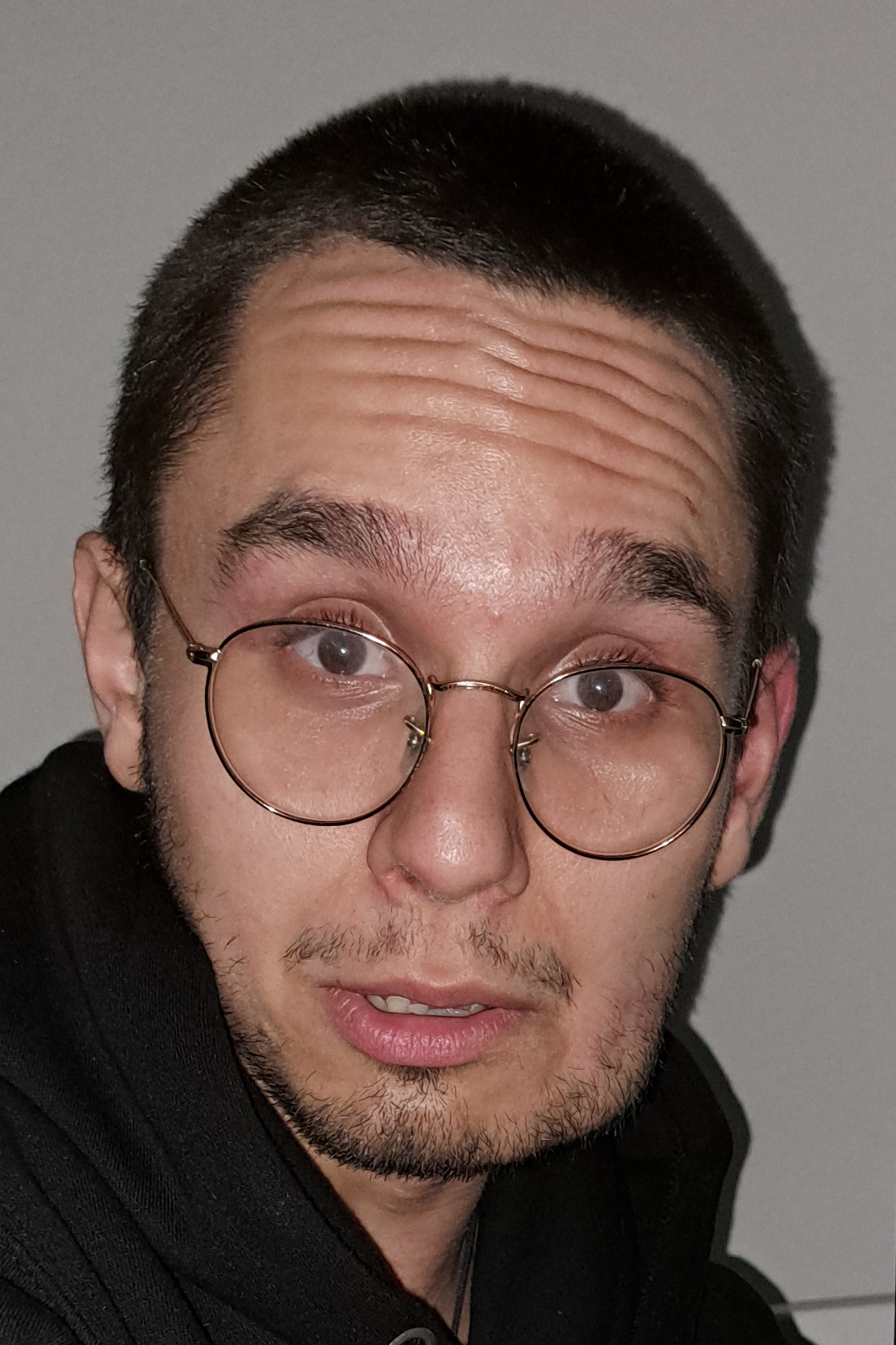 Daniele Pellizzari backdrop