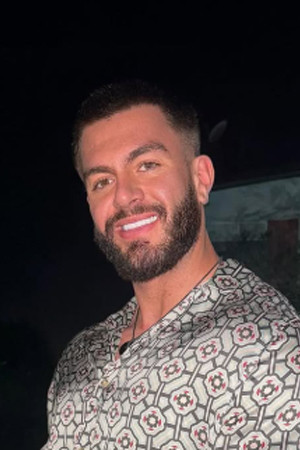 Reece Beresford backdrop