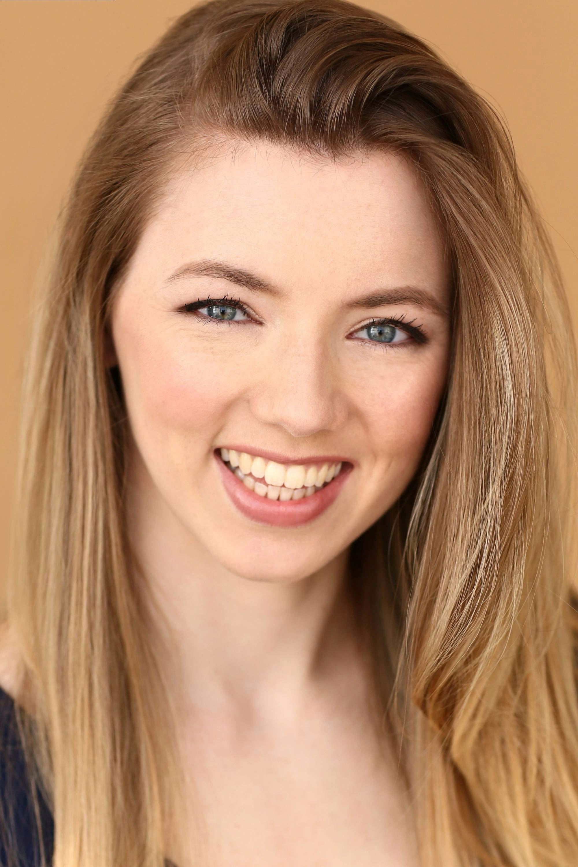 Spring Lyons backdrop