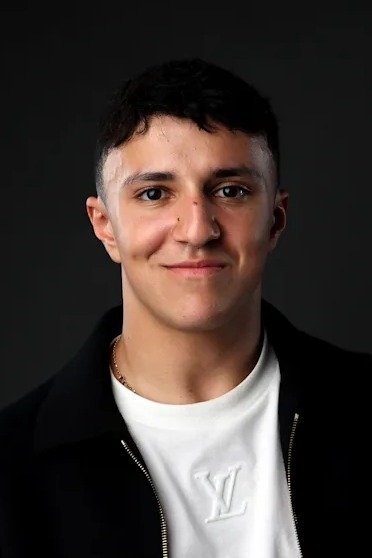 Isack Hadjar backdrop