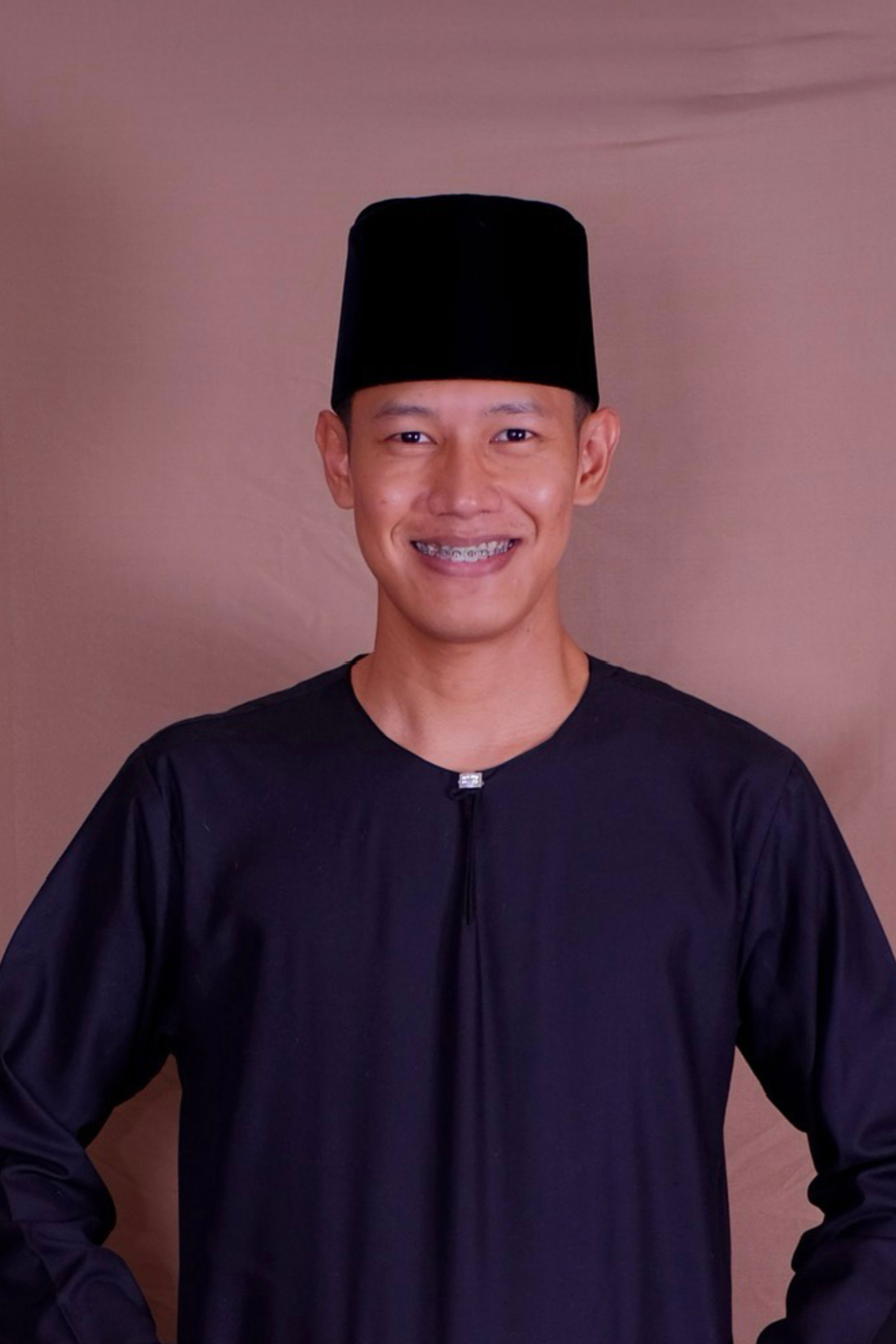 Rakhmadian Siraj backdrop