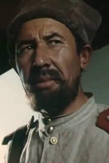 Khusan Amirkulov backdrop