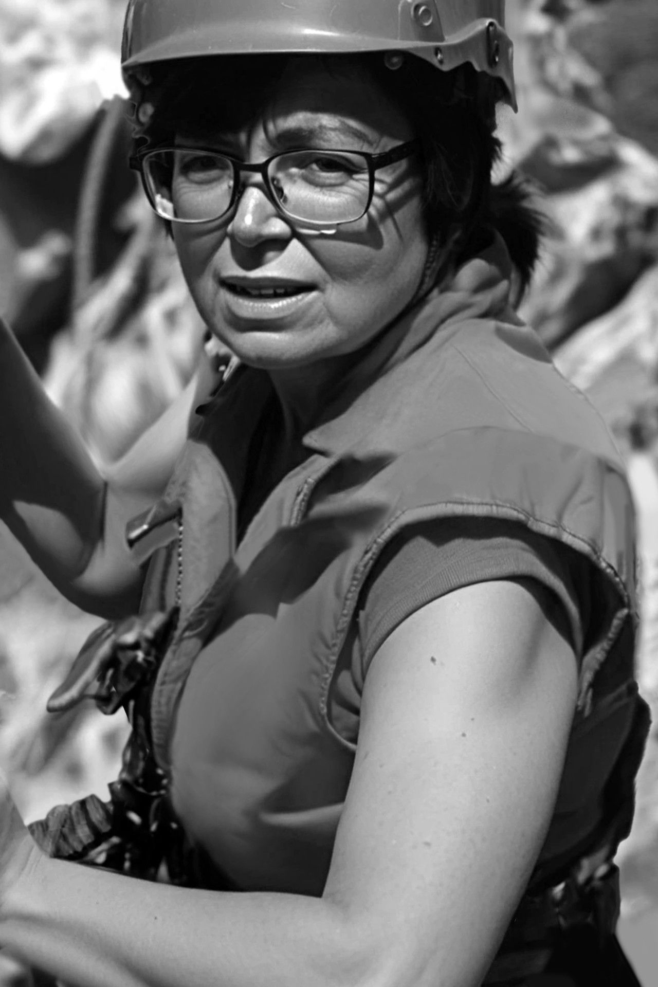 Isabelle Agresti backdrop