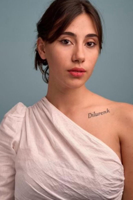 Marina Cominges backdrop