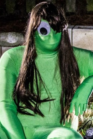 Jess Hillary backdrop