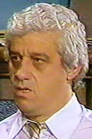 Oswaldo Mesquita backdrop