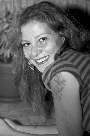 Carolina Felline backdrop