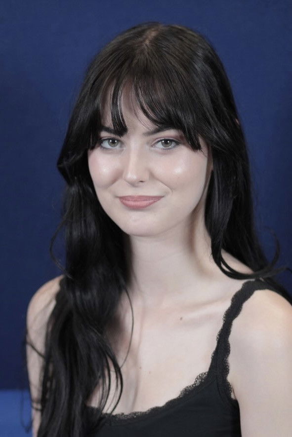 Emily Winnan backdrop