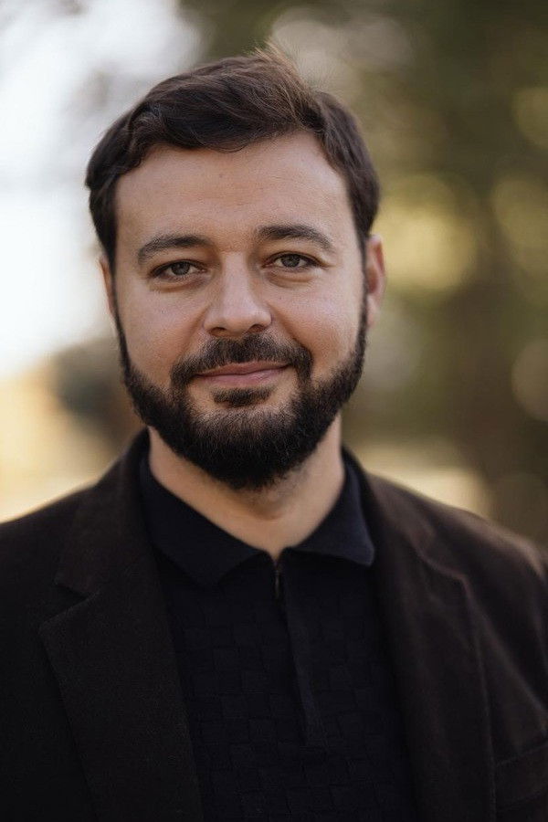 Oleksii Lymarenko backdrop