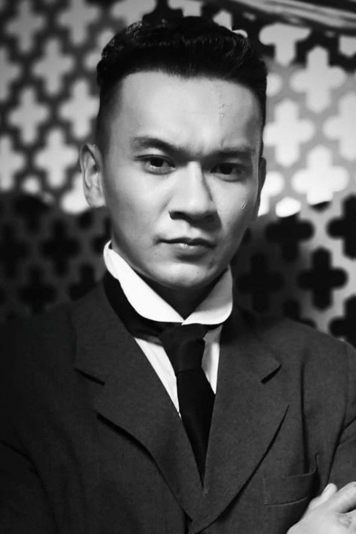 Бахтияр Байсерик backdrop