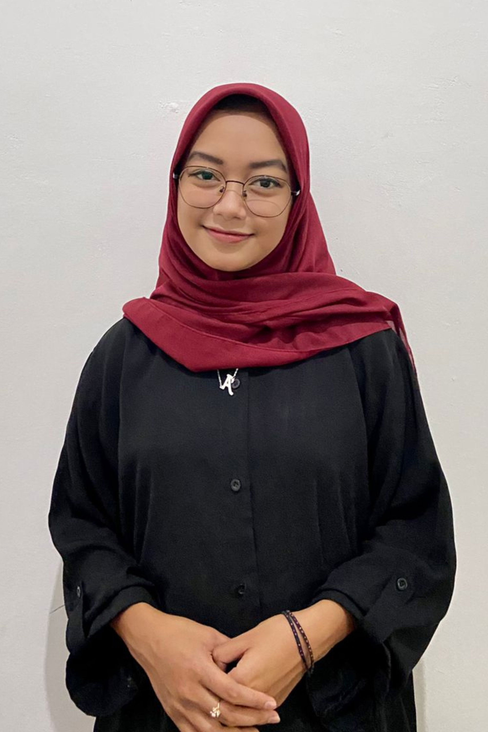 Annisa Septiani backdrop