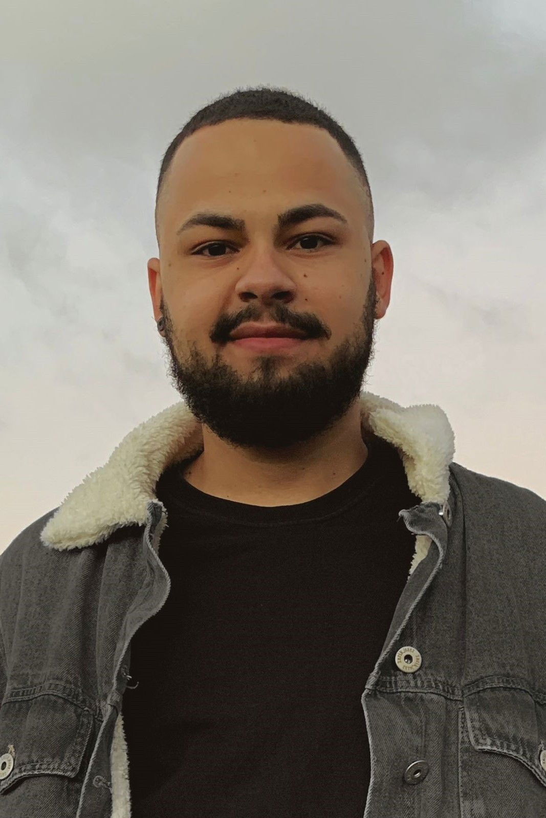 Denis Garcia backdrop