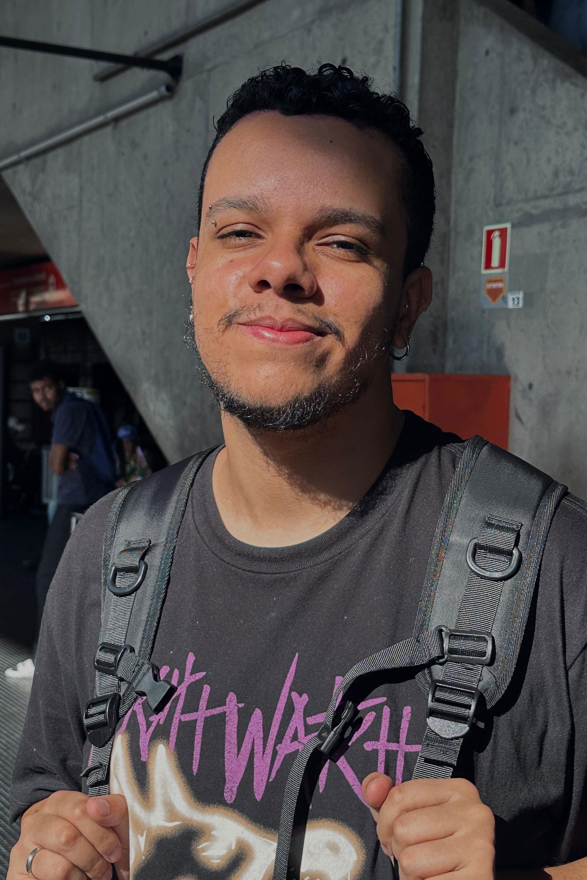 Guilherme Nunes backdrop