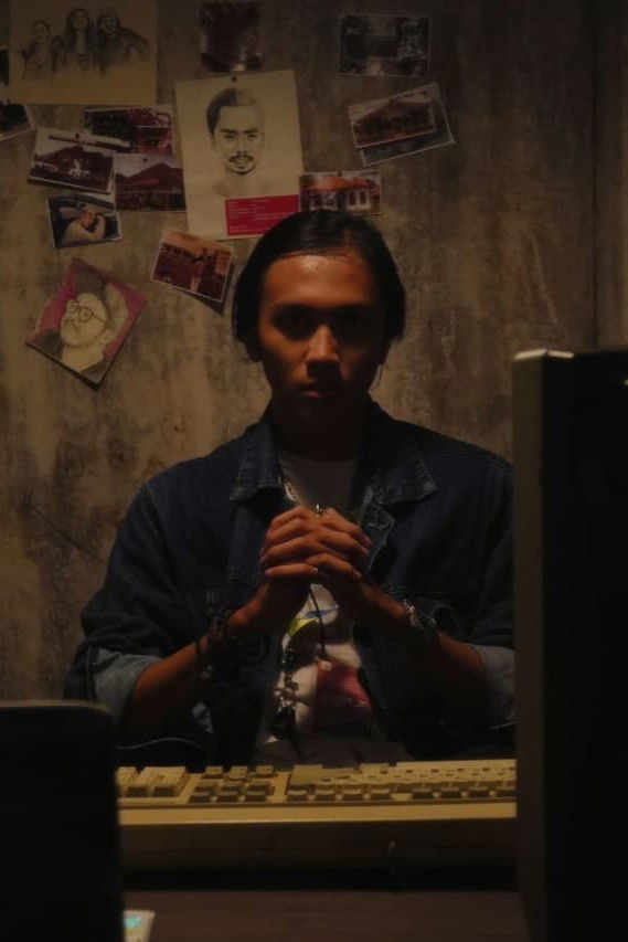 Zaky Az Zikra backdrop