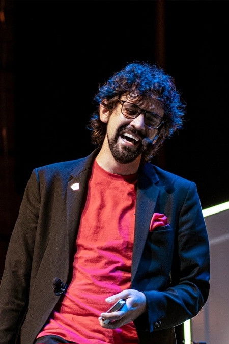 Camilo Pardo backdrop