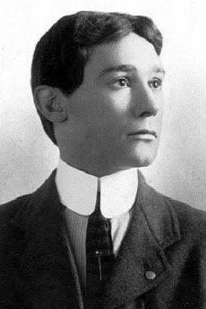 Byron Aldenn backdrop