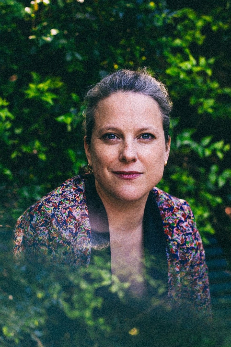 Lucie Castets backdrop