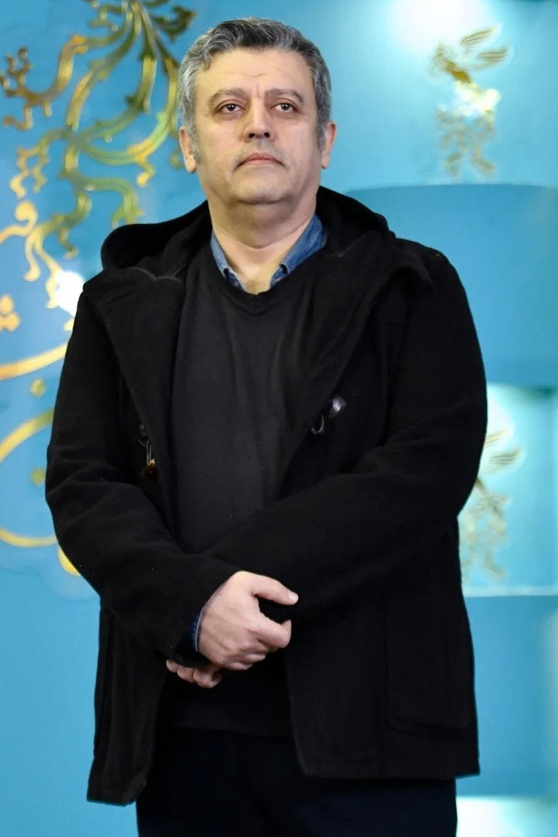 Hesam Farahmand backdrop