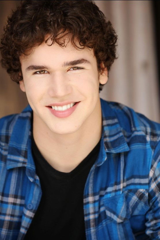 Lucas Sheppe backdrop