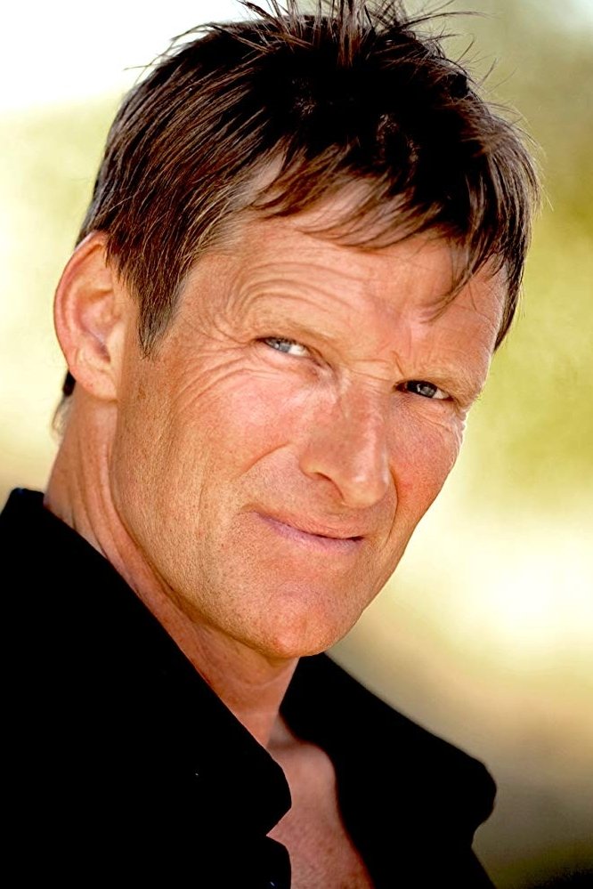 Mark Oliver backdrop