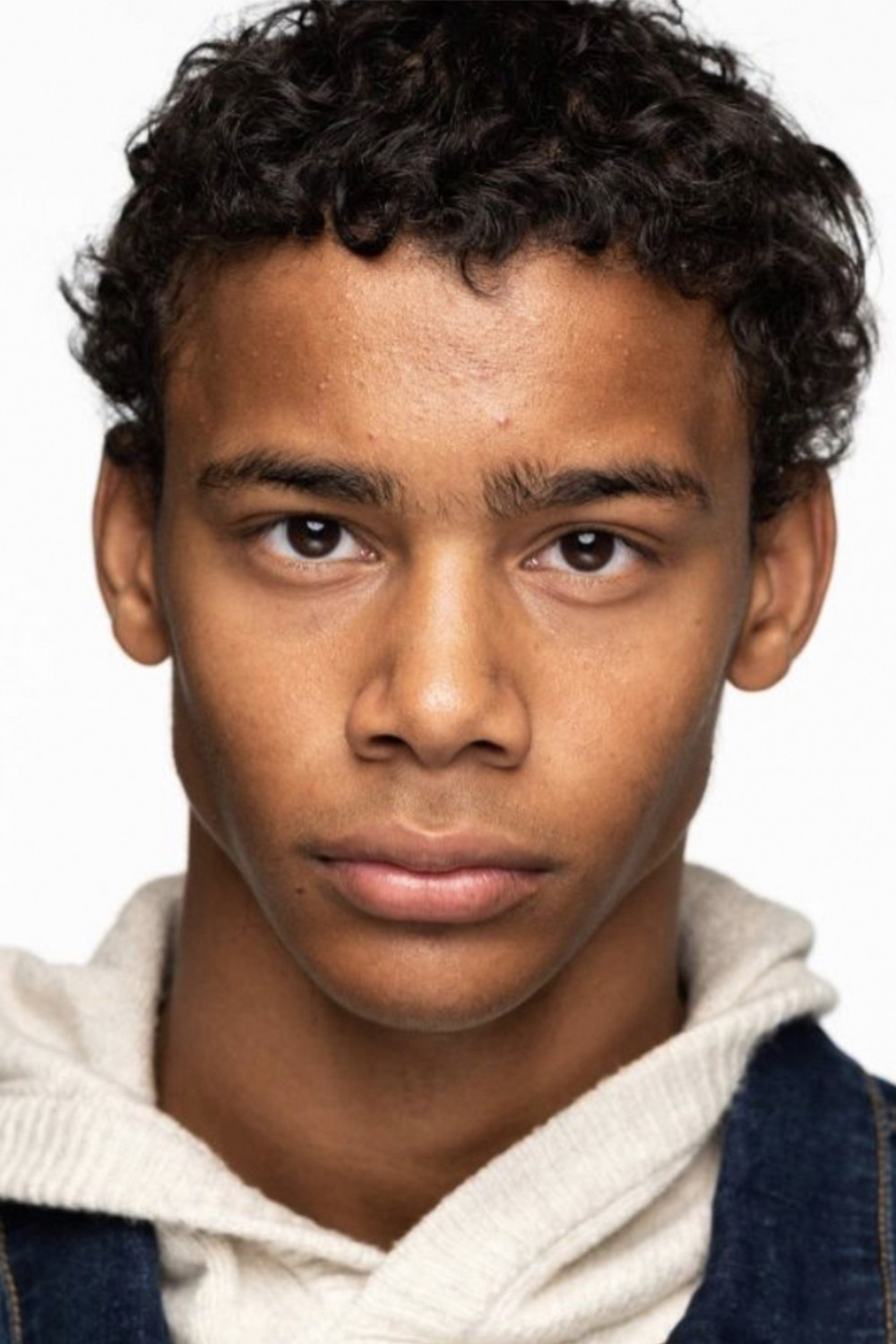 Akeem Cheatham backdrop