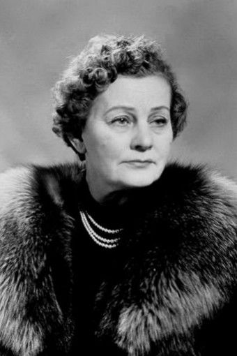 Anna Obukhovich backdrop