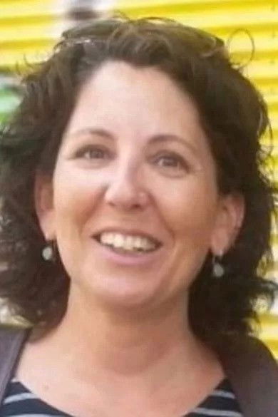 Liat Beinin Atzili backdrop