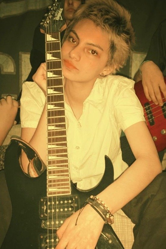 Aisha Sançez backdrop