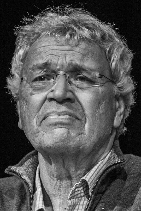 Gerhard Polt backdrop