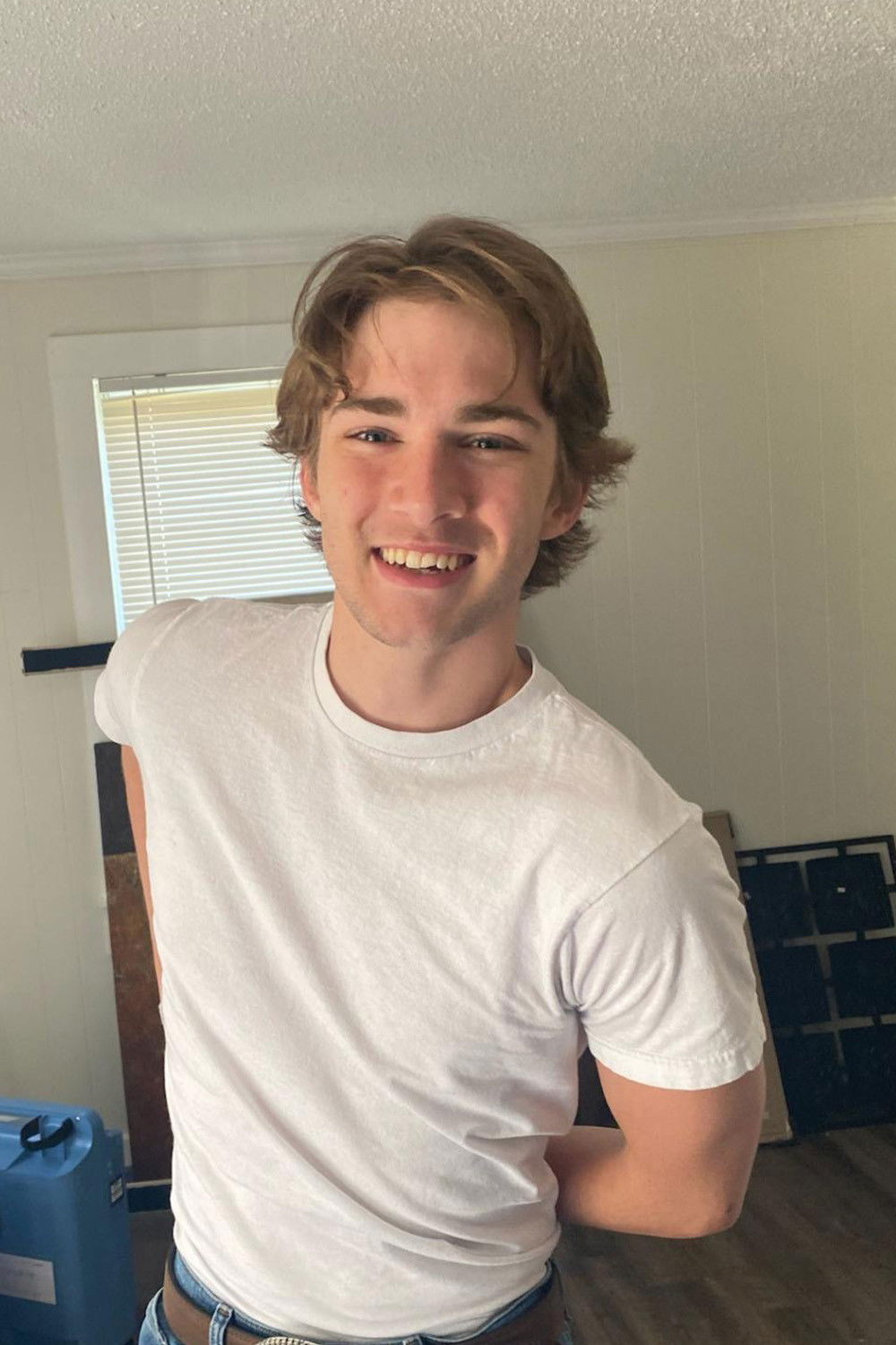 Sean Martin backdrop