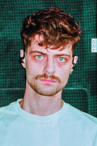 Miguel Soll backdrop