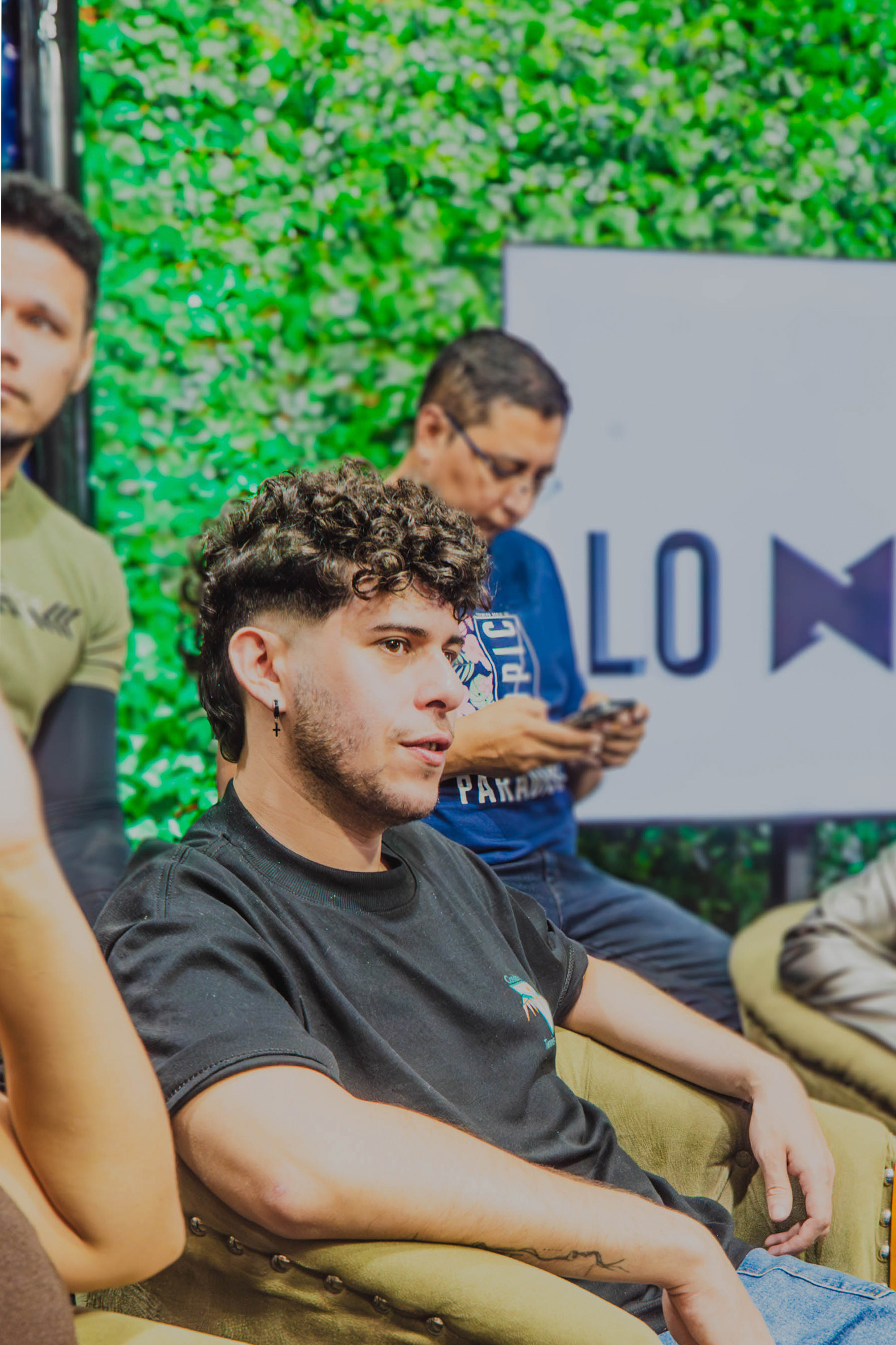 Carlos Mendoza backdrop