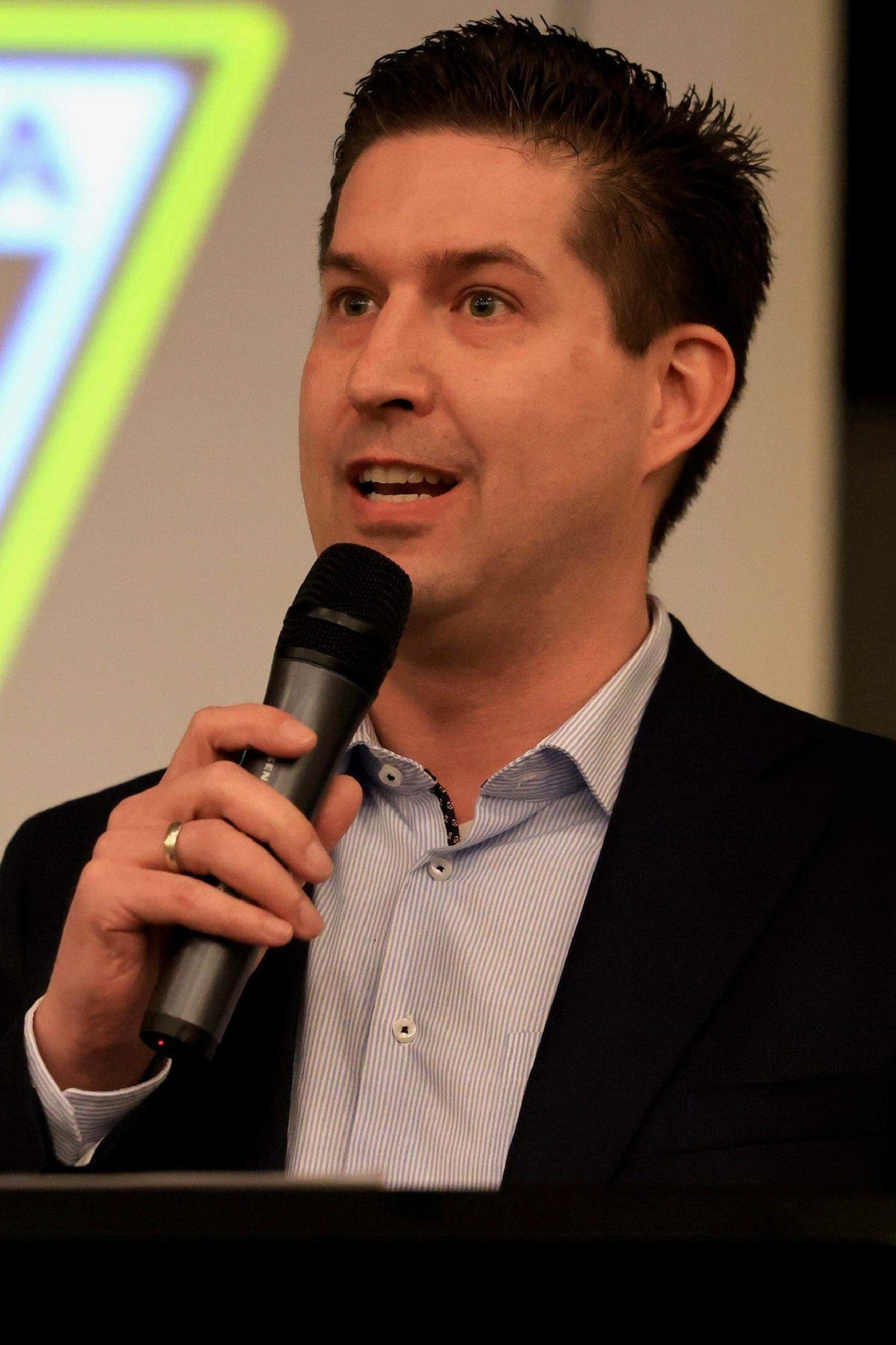 Andreas Görtges backdrop