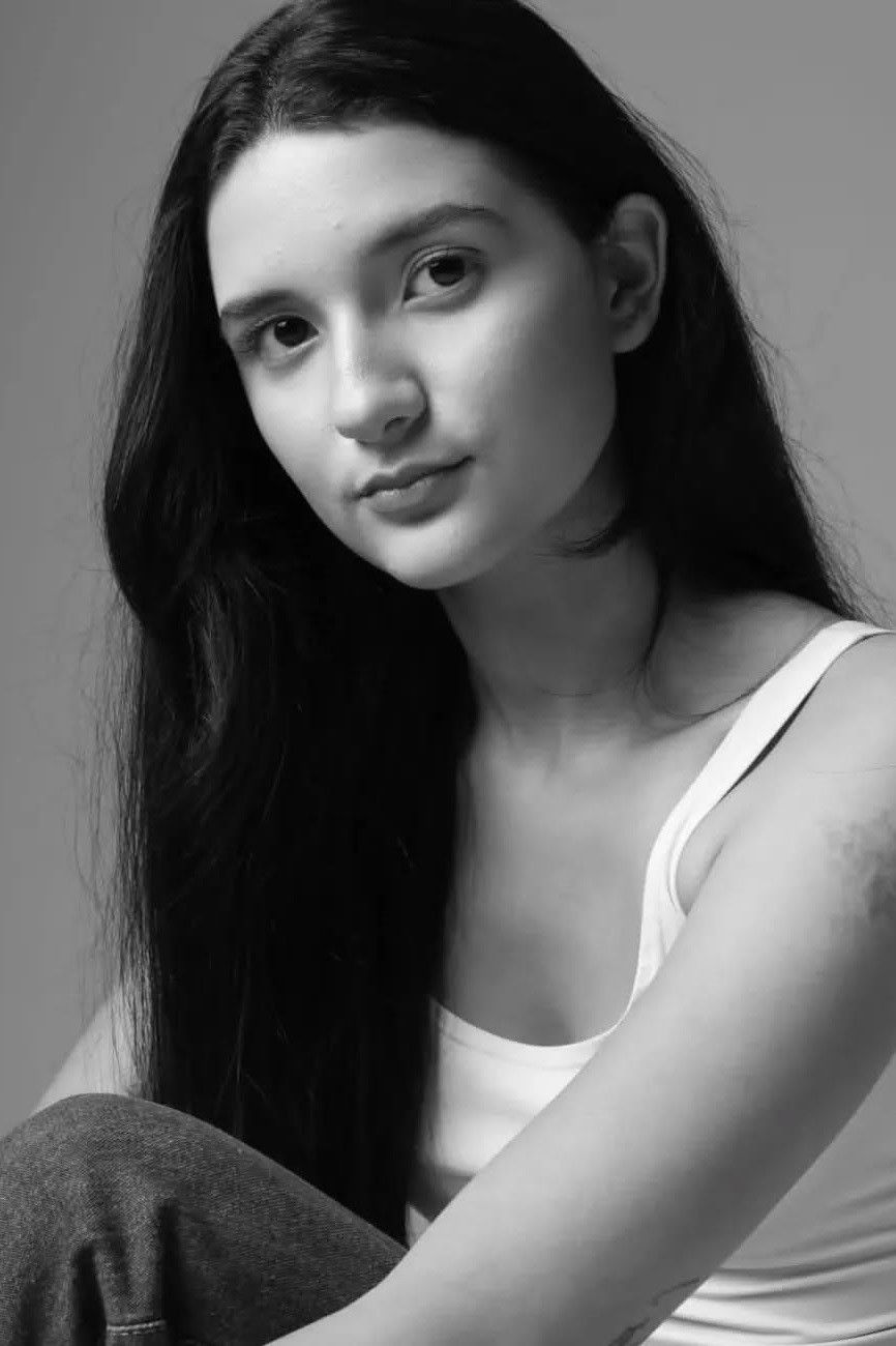 Fernanda Tauhyl backdrop