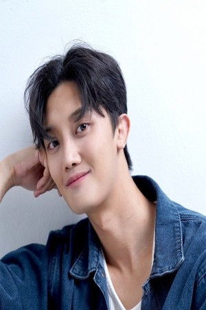 Kim Seung-chan backdrop