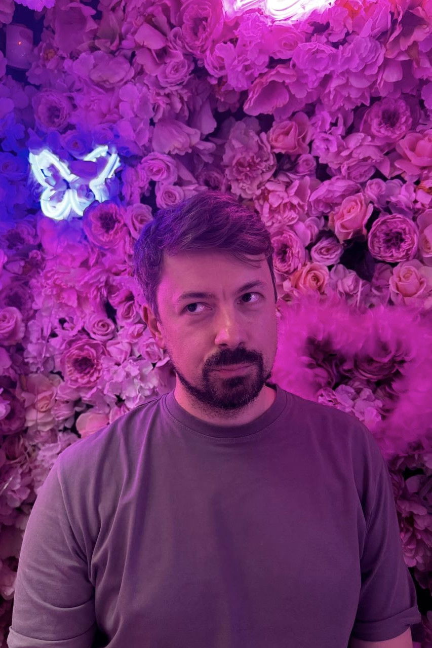 Konstantin Shirokov backdrop