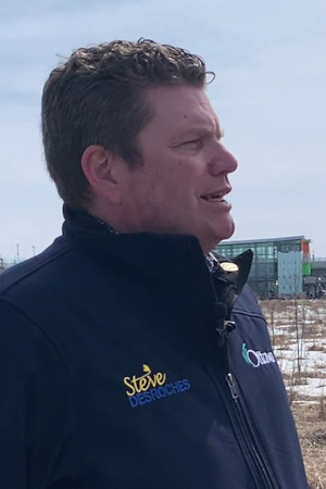 Steve Desroches backdrop