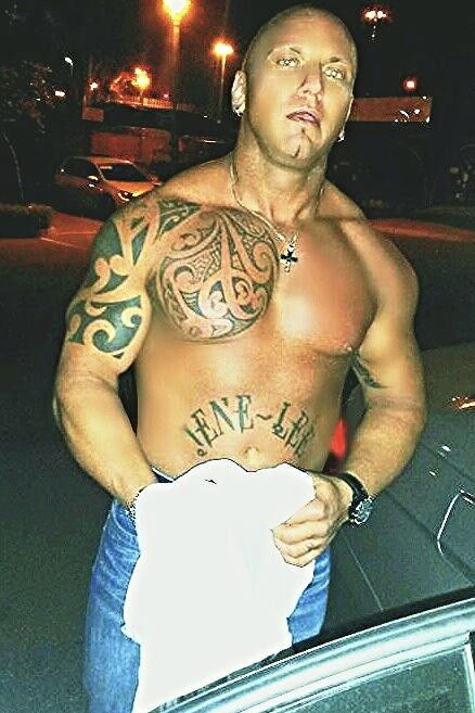 Lee Orsmond backdrop